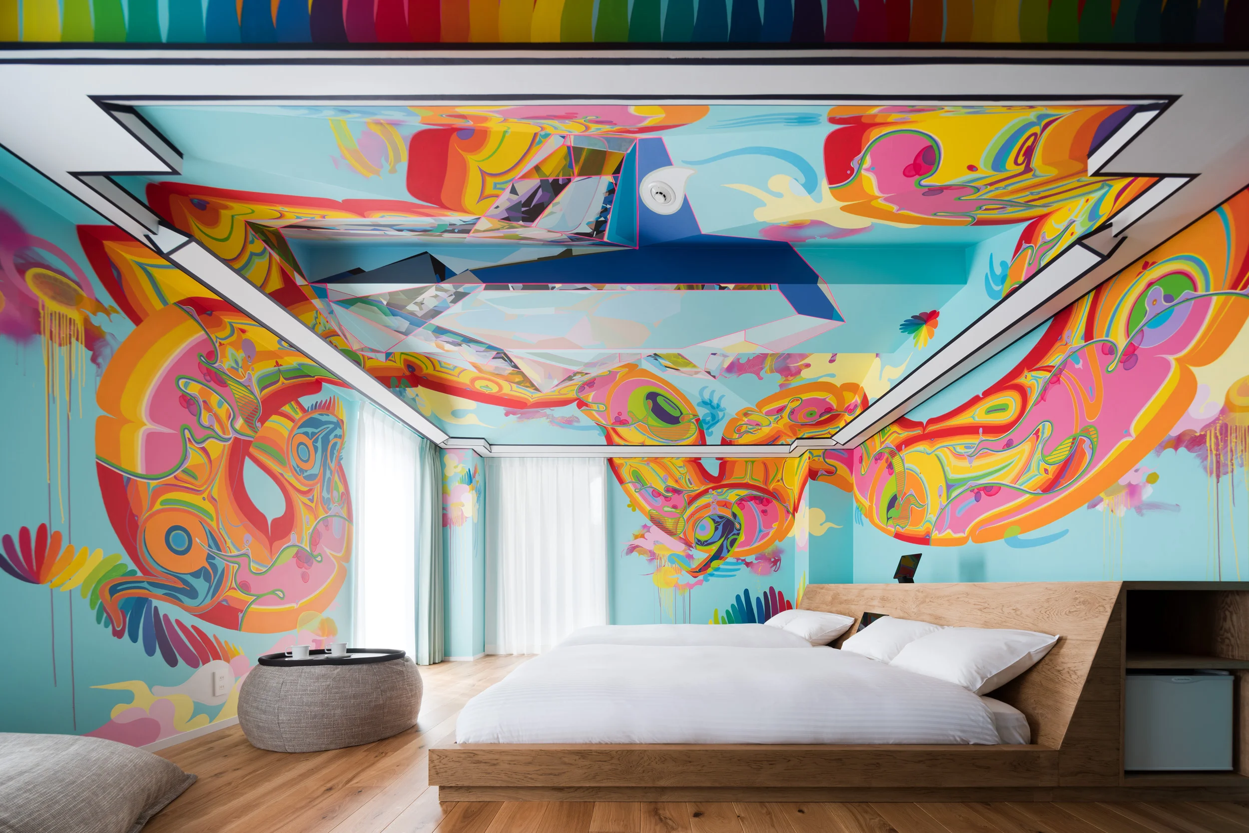 THE HOTEL DESIGN - ホテルデザインのアートとインテリア Amazon.co.jp: THE HOTEL DESIGN (alpha books) : アルファ企画: 本